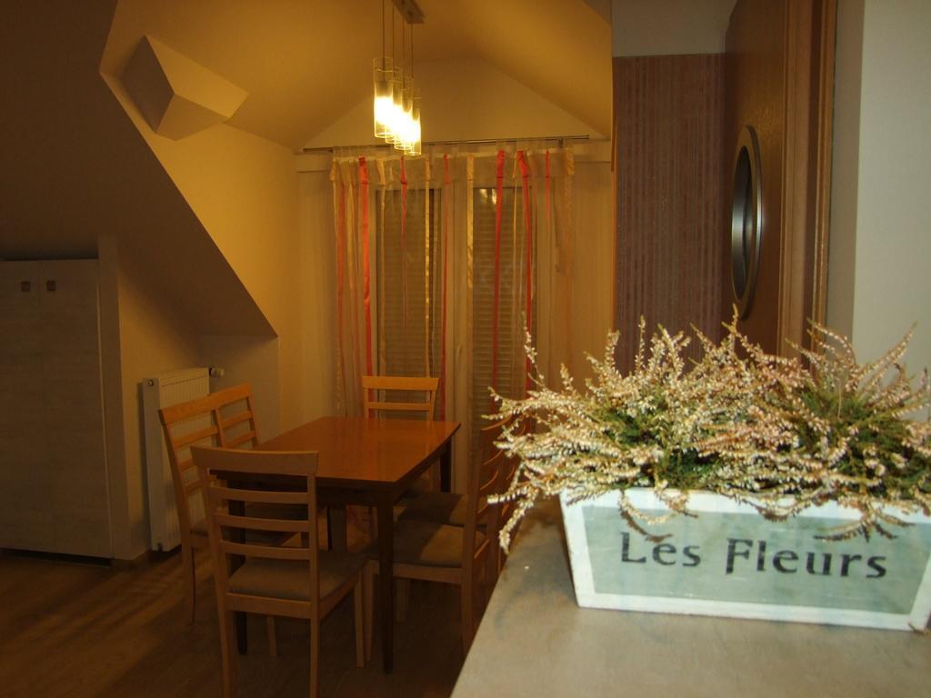 U Henriety Apartment Wojnowice  Bagian luar foto
