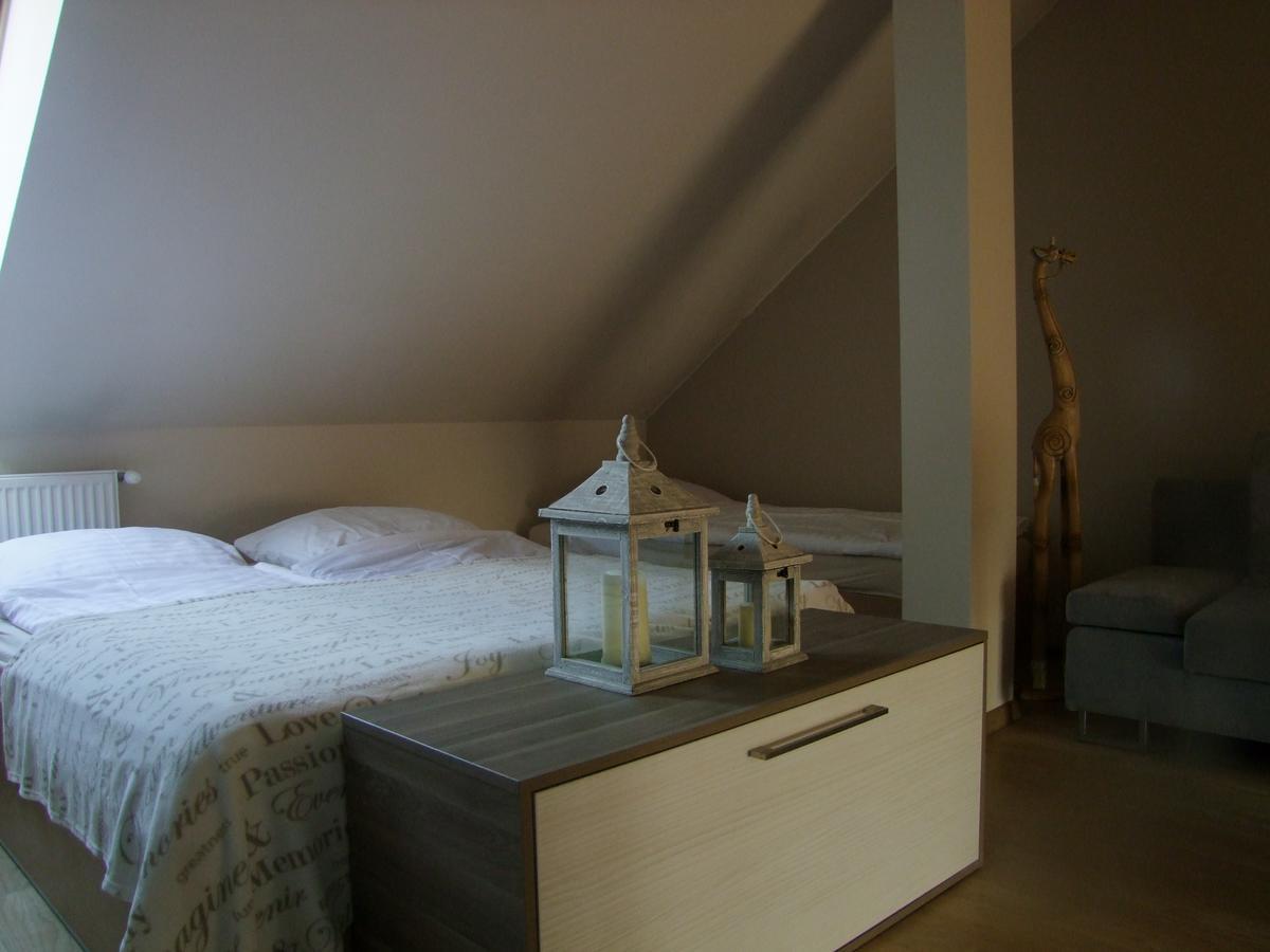 U Henriety Apartment Wojnowice  Bagian luar foto