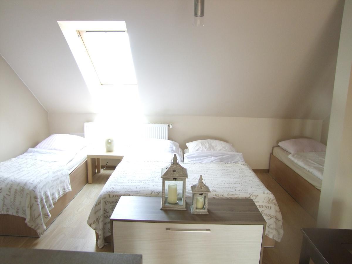 U Henriety Apartment Wojnowice  Bagian luar foto